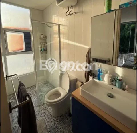 Jarang Ada! Rumah Sewa 3 Kamar Bagus Siap Huni BSD Jarang Ada! Rumah Sewa 3 Kamar Bagus Siap Huni BSD