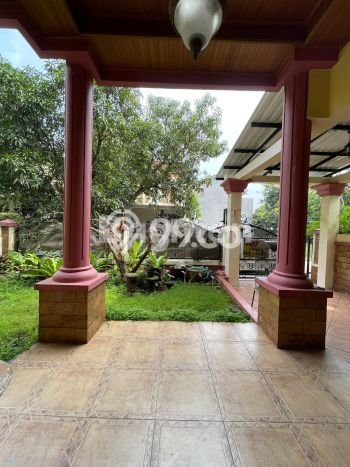 For Sale! Luxury House LT 194m2 Desain Elegan di BSD For Sale! Luxury House LT 194m2 Desain Elegan di BSD