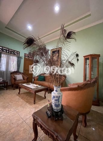 For Sale! Luxury House LT 194m2 Desain Elegan di BSD For Sale! Luxury House LT 194m2 Desain Elegan di BSD