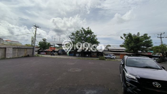 Unit Komersial Disewakan di Jimbaran di Area Ramai & Strategis Unit Komersial Disewakan di Jimbaran di Area Ramai & Strategis