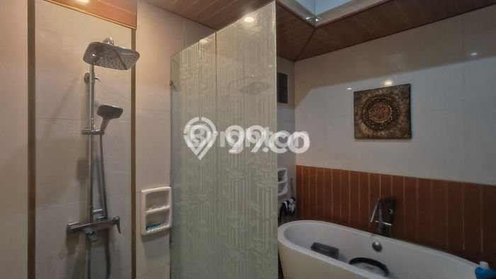 Vila di , Luas 220m2m², Area Premium Vila di , Luas 220m2m², Area Premium