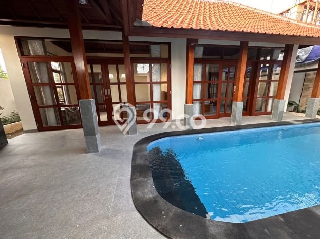 INVESTASI POTENSIAL! Vila Kawasan , Area 221m2m², Lokasi Strategis INVESTASI POTENSIAL! Vila Kawasan , Area 221m2m², Lokasi Strategis