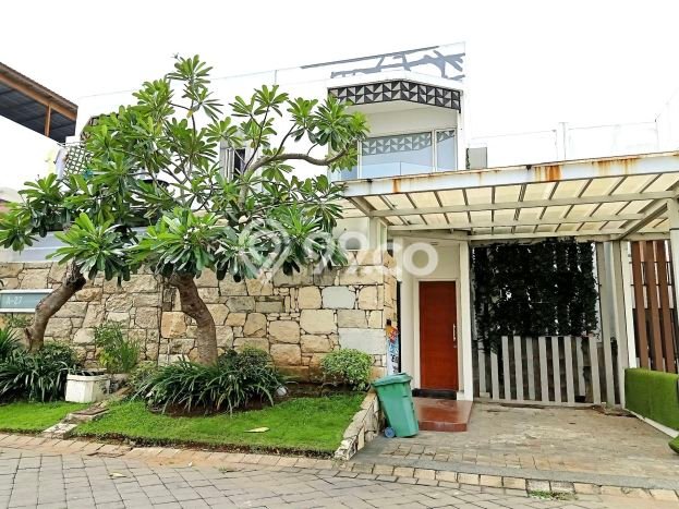 Rumah Modern Cantik 4 Kamar Bisa Langsung Pindah di Wiyung Rumah Modern Cantik 4 Kamar Bisa Langsung Pindah di Wiyung