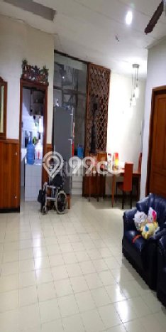 Jual Rumah Luas Elegan Dengan View Cantik di Galaxy, Surabaya Jual Rumah Luas Elegan Dengan View Cantik di Galaxy, Surabaya