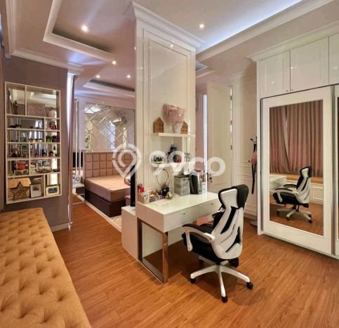 Rumah Luxury Modern Siap Huni di Pakuwon City Surabaya Rumah Luxury Modern Siap Huni di Pakuwon City Surabaya