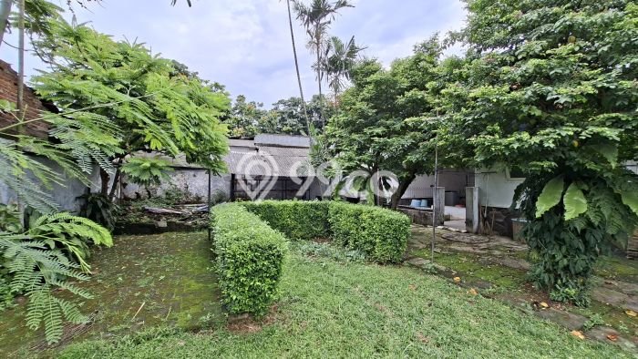 For Sale Rumah Mewah Exclusive di Kebayoran Baru, Jakarta Selatan For Sale Rumah Mewah Exclusive di Kebayoran Baru, Jakarta Selatan