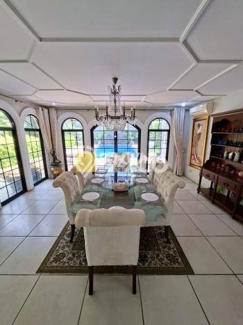 Hunian Elit LB 400m2 Siap Huni Desain Elegan di Kemang, Jakarta Selatan Hunian Elit LB 400m2 Siap Huni Desain Elegan di Kemang, Jakarta Selatan