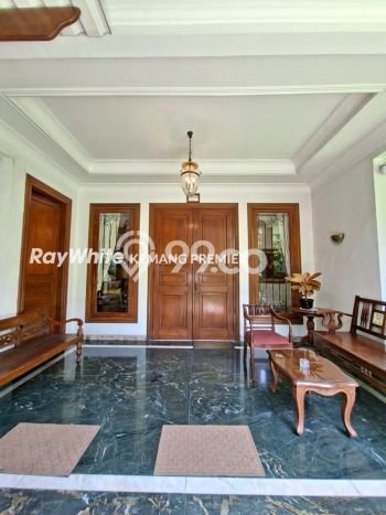 Dijual Hunian Mewah dengan Fasilitas Sekitar Lengkap di Kebayoran Baru, Jakarta Selatan Dijual Hunian Mewah dengan Fasilitas Sekitar Lengkap di Kebayoran Baru, Jakarta Selatan