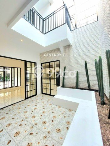 Rumah Mewah LB 160m2 Siap Huni Desain Elegan di Bintaro, Tangerang Selatan Rumah Mewah LB 160m2 Siap Huni Desain Elegan di Bintaro, Tangerang Selatan
