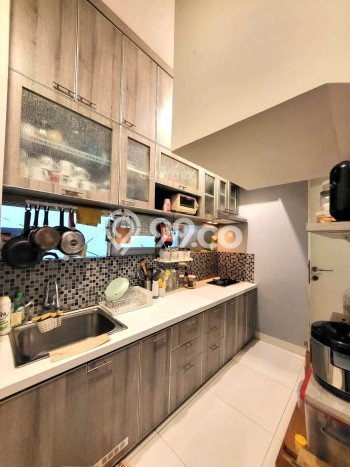 Hunian Elit LB 180m2 Siap Huni Desain Elegan di Bintaro, Tangerang Selatan Hunian Elit LB 180m2 Siap Huni Desain Elegan di Bintaro, Tangerang Selatan