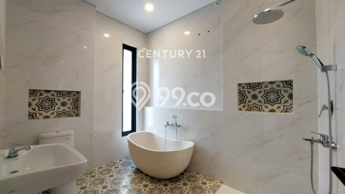 Best Deal Hunian Mewah Ideal dan Luas di Jagakarsa, Jakarta Selatan Best Deal Hunian Mewah Ideal dan Luas di Jagakarsa, Jakarta Selatan