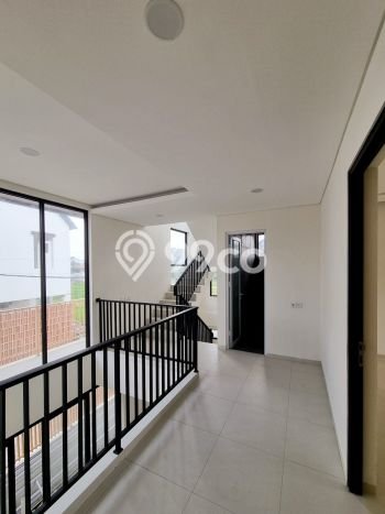 Ready to Use! Luxury House LT 195m2 Desain Modern di Dalung Ready to Use! Luxury House LT 195m2 Desain Modern di Dalung