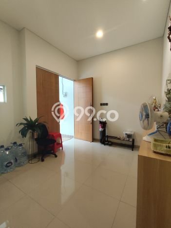 Rumah Luas Tanah 102m² di Duri Kepa, Jakarta Barat - Akses Mudah Rumah Luas Tanah 102m² di Duri Kepa, Jakarta Barat - Akses Mudah