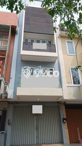 LOKASI STRATEGIS! Ruko di Taman Palem, Luas 405m², Jalan Strategis LOKASI STRATEGIS! Ruko di Taman Palem, Luas 405m², Jalan Strategis
