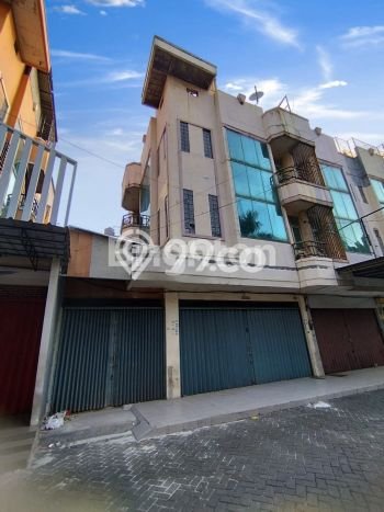 LOKASI PREMIUM! Ruko di Taman Palem, Luas 351m², Jalan Utama, Area Bisnis LOKASI PREMIUM! Ruko di Taman Palem, Luas 351m², Jalan Utama, Area Bisnis