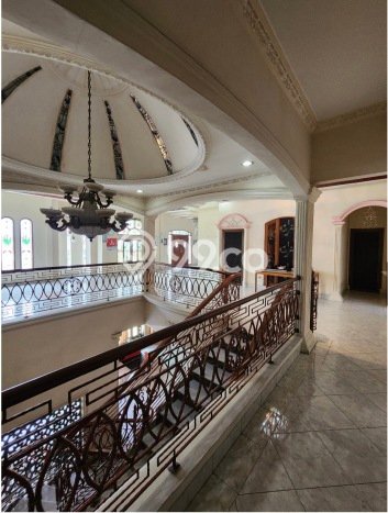 Rumah Luxury Modern Siap Huni di Taman Ratu Jakarta Barat Rumah Luxury Modern Siap Huni di Taman Ratu Jakarta Barat