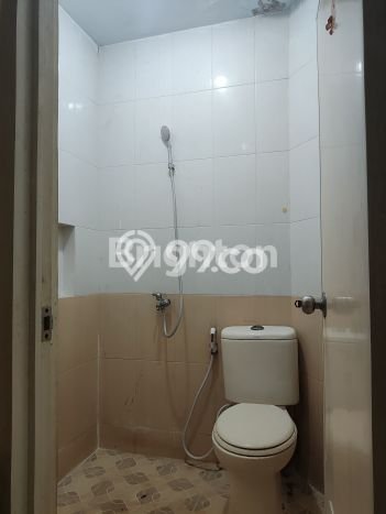 Ruko di Tambora, Luas 136m², For Rent, Kawasan Komersial, Ready Pakai Ruko di Tambora, Luas 136m², For Rent, Kawasan Komersial, Ready Pakai