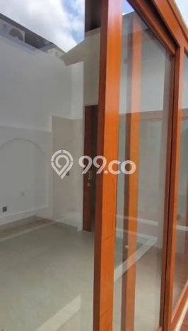 Vila di , Area 129m2m², Akses Mudah Pusat Kota Vila di , Area 129m2m², Akses Mudah Pusat Kota