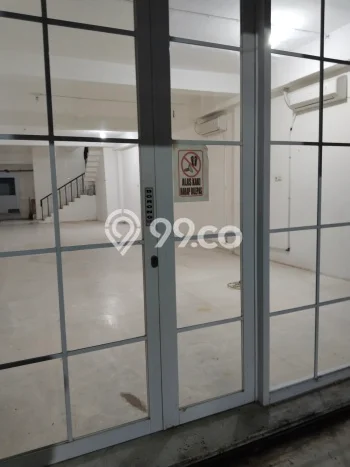 Ruko paling strategis disewakan di Kembangan Jakarta Barat Ruko paling strategis disewakan di Kembangan Jakarta Barat