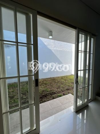 For Sale Hunian Rumah Terawat 3 Kamar di Soekarno Hatta, Malang For Sale Hunian Rumah Terawat 3 Kamar di Soekarno Hatta, Malang