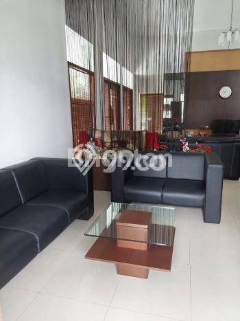 Ready to Use! Luxury House LT 342m2 Desain Modern di Araya Ready to Use! Luxury House LT 342m2 Desain Modern di Araya