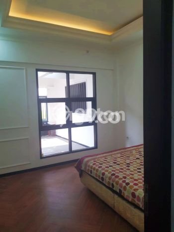 Ready to Use! Premium House LT 200m2 Desain Modern di Araya Ready to Use! Premium House LT 200m2 Desain Modern di Araya