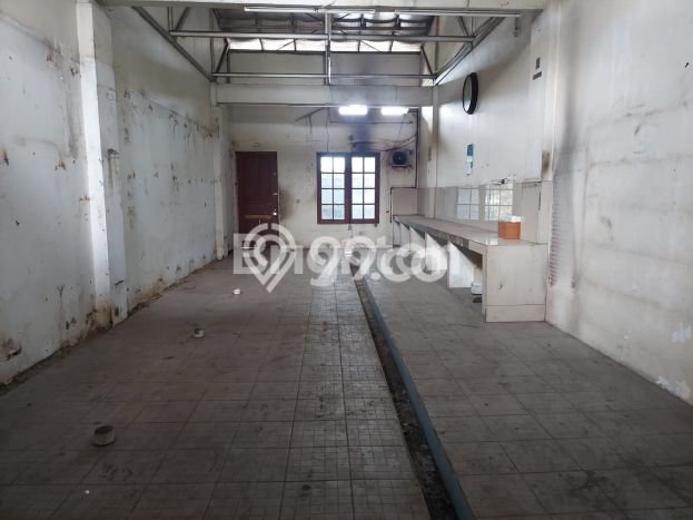FOR SALE! Ruko di Cengkareng Jakarta Barat, LT 90m2, LB 360m2 FOR SALE! Ruko di Cengkareng Jakarta Barat, LT 90m2, LB 360m2