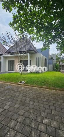 Rumah Modern Cantik 2 Kamar Siap Huni di Ungaran Timur Rumah Modern Cantik 2 Kamar Siap Huni di Ungaran Timur