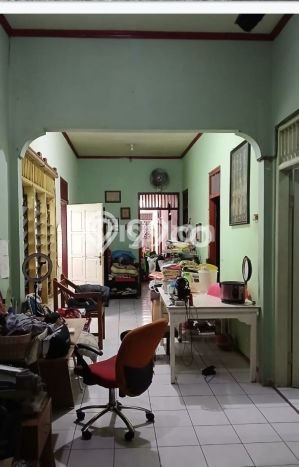 Dijual Rumah 4 Kamar Lokasi Ideal Nyaman dan Strategis di Semarang Selatan Dijual Rumah 4 Kamar Lokasi Ideal Nyaman dan Strategis di Semarang Selatan