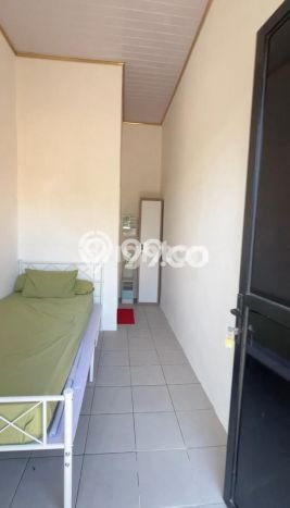 Area Ramai! Komersial Dijual di Gunung Pati untuk Bisnis Luas Bangunan 174m2 Area Ramai! Komersial Dijual di Gunung Pati untuk Bisnis Luas Bangunan 174m2