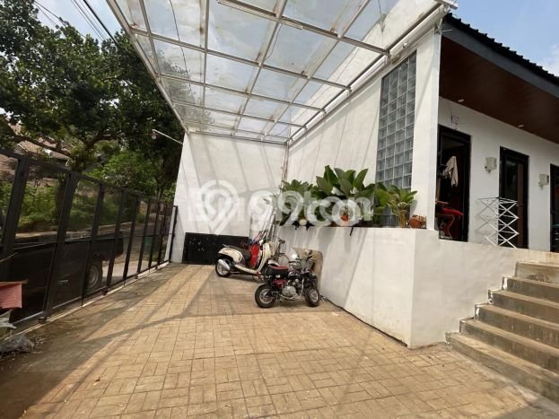 Area Ramai! Komersial Dijual di Gunung Pati untuk Bisnis Luas Bangunan 174m2 Area Ramai! Komersial Dijual di Gunung Pati untuk Bisnis Luas Bangunan 174m2