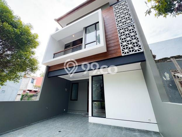 Rumah Nyaman area Graha Raya Bintaro, Tangerang Selatan, Luas 60m² LB 82m² Rumah Nyaman area Graha Raya Bintaro, Tangerang Selatan, Luas 60m² LB 82m²