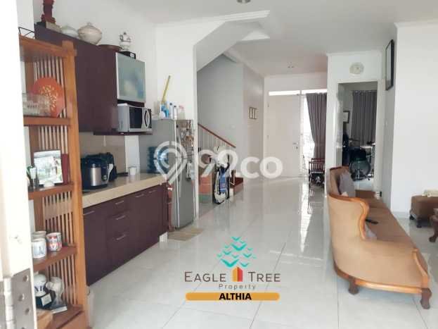 Rumah Elit LB 180m2 Siap Pakai Desain Elegan di Bintaro, Tangerang Selatan Rumah Elit LB 180m2 Siap Pakai Desain Elegan di Bintaro, Tangerang Selatan