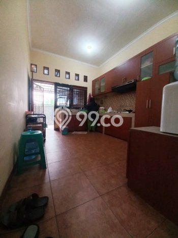 For Sale! Luxury House LT 228m2 Desain Modern di Veteran For Sale! Luxury House LT 228m2 Desain Modern di Veteran