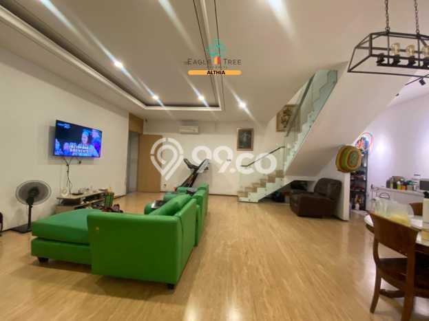 Ready to Use! Luxury House LT 185m2 Desain Modern di BSD Ready to Use! Luxury House LT 185m2 Desain Modern di BSD