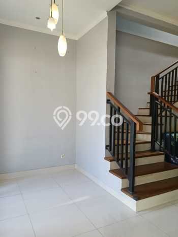 Disewakan! Rumah 3 Kamar Tidur &
3 Kamar Mandi di Bintaro, Tangerang Selatan Disewakan! Rumah 3 Kamar Tidur &
3 Kamar Mandi di Bintaro, Tangerang Selatan