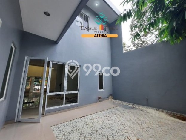 For Sale Rumah 4 Kamar Lokasi Ideal Nyaman dan Strategis di BSD For Sale Rumah 4 Kamar Lokasi Ideal Nyaman dan Strategis di BSD