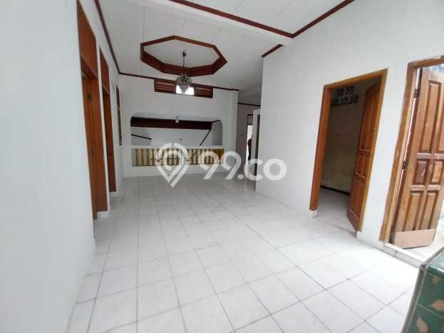 Jual Rumah Minimalis Bagus Punya 5 KT di Ciledug Tangerang SHM Jual Rumah Minimalis Bagus Punya 5 KT di Ciledug Tangerang SHM