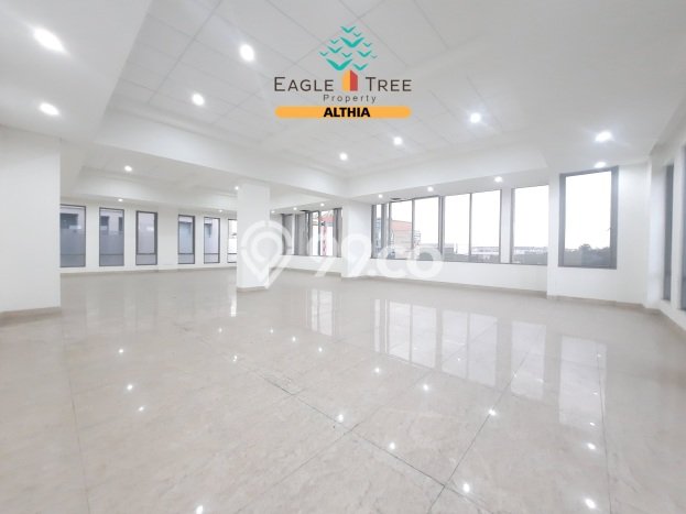 Kantor Komersial Disewakan di BSD Tangerang Selatan Luas 1440m2 Kantor Komersial Disewakan di BSD Tangerang Selatan Luas 1440m2