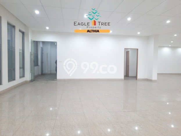 Kantor Komersial Disewakan di BSD Tangerang Selatan Luas 1440m2 Kantor Komersial Disewakan di BSD Tangerang Selatan Luas 1440m2