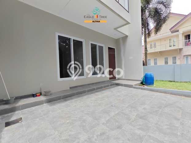 Rumah Eksklusif Dijual LT 143m2 di BSD, Tangerang Selatan Rumah Eksklusif Dijual LT 143m2 di BSD, Tangerang Selatan