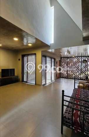 Ready to Use! Luxury House LT 177m2 Desain Modern di Pondok Ranji Ready to Use! Luxury House LT 177m2 Desain Modern di Pondok Ranji