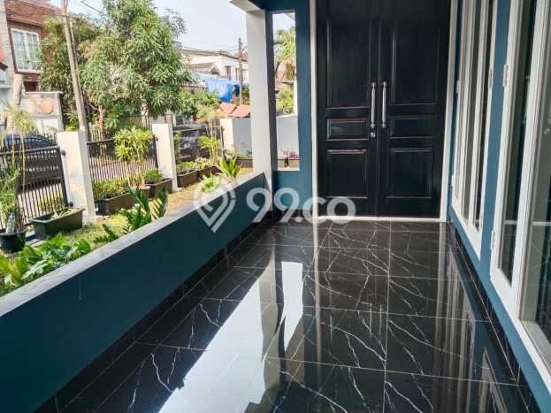 Ready to Use! Luxury House LT 180m2 Desain Modern di Sektor 9-Bintaro Ready to Use! Luxury House LT 180m2 Desain Modern di Sektor 9-Bintaro