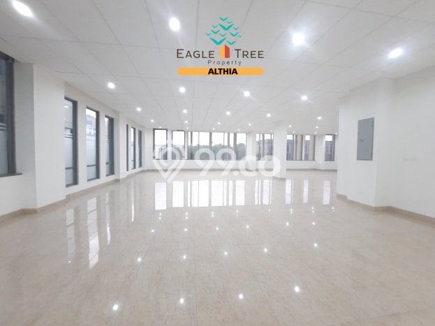 Kantor Komersial Disewakan di BSD Tangerang Selatan Luas 1440m2 Kantor Komersial Disewakan di BSD Tangerang Selatan Luas 1440m2