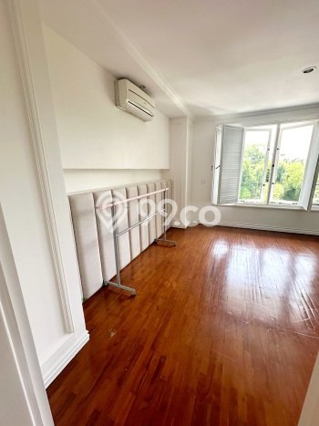 Hunian Minimalis Untuk Disewakan di Pondok Indah Jakarta Selatan 4 KT & 3 KM Hunian Minimalis Untuk Disewakan di Pondok Indah Jakarta Selatan 4 KT & 3 KM