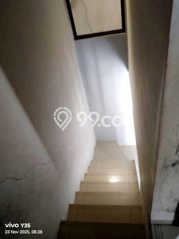 Rumah Luas Asri 2 KT Siap Huni di Graha Raya Tangerang Rumah Luas Asri 2 KT Siap Huni di Graha Raya Tangerang