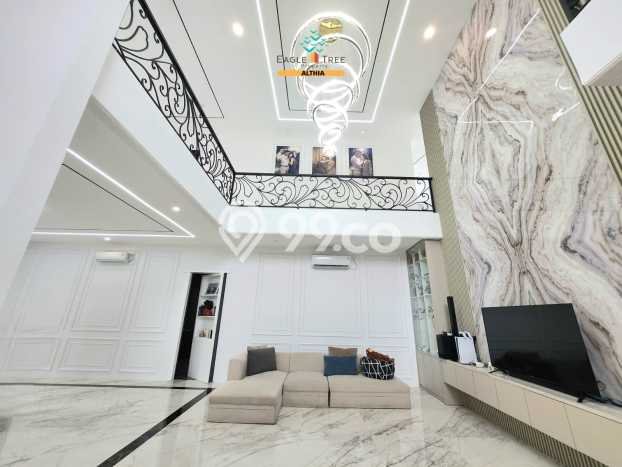 Rumah Elit Modern Tanpa Renovasi di Veteran Jakarta Selatan Rumah Elit Modern Tanpa Renovasi di Veteran Jakarta Selatan