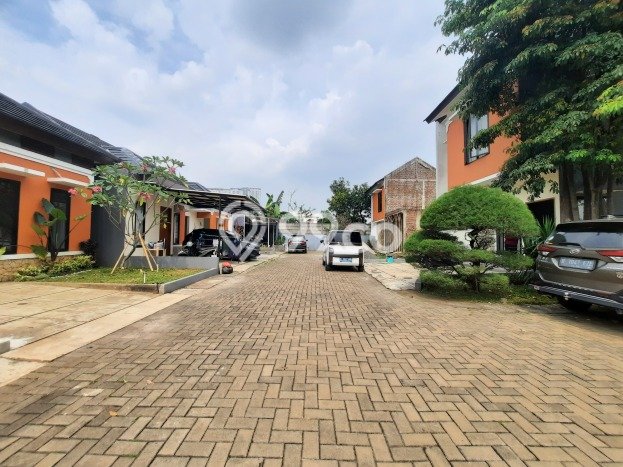 Rumah Modern Cantik 2 KT Siap Huni di Serpong Rumah Modern Cantik 2 KT Siap Huni di Serpong