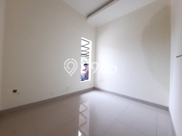 Rumah Modern Cantik 2 KT Siap Huni di Serpong Rumah Modern Cantik 2 KT Siap Huni di Serpong