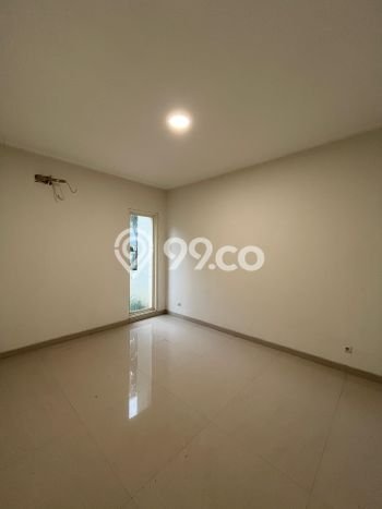 PROPERTI UNGGULAN! Rumah Strategis di Sambikerep, LT 190m2m² LB 300m2m² PROPERTI UNGGULAN! Rumah Strategis di Sambikerep, LT 190m2m² LB 300m2m²